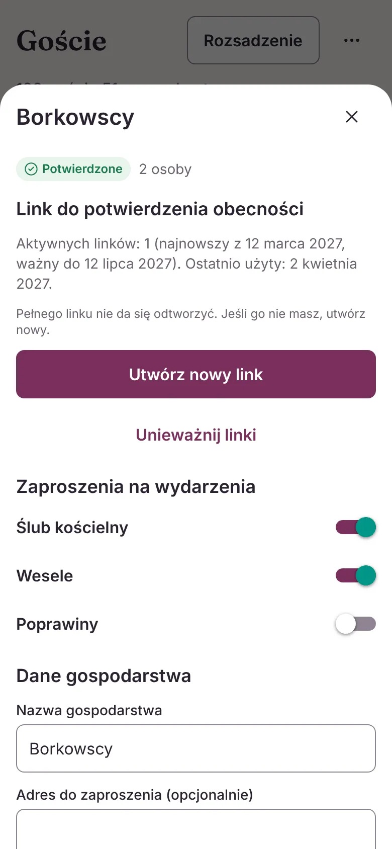 Karta gospodarstwa Borkowskich na telefonie: obie osoby potwierdziły, aktywny link do potwierdzenia obecności z datą ostatniego użycia i przełączniki zaproszeń na ślub, wesele i poprawiny